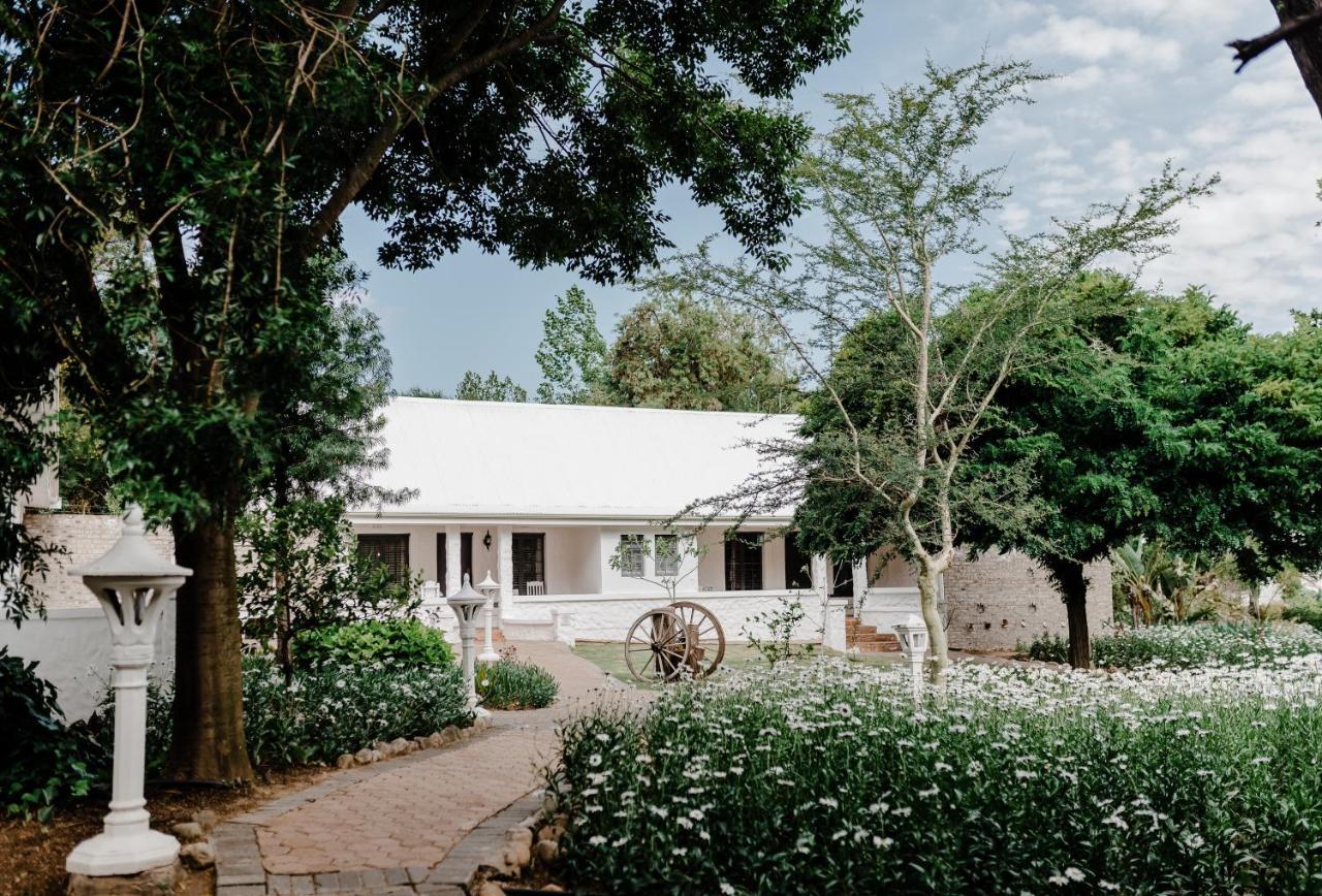 De Opstal Country Lodge Oudtshoorn Exterior foto